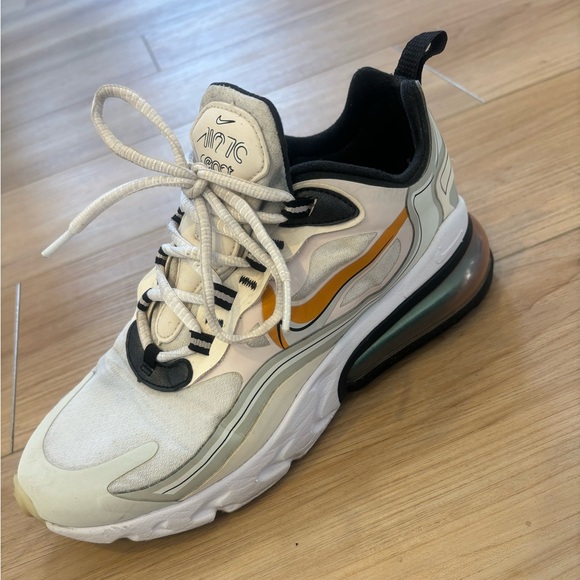 Nike Air Max 270 React - Picture 5 of 7